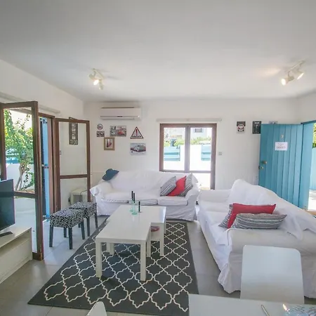 Ayia Triada Four Bedroom Villa *